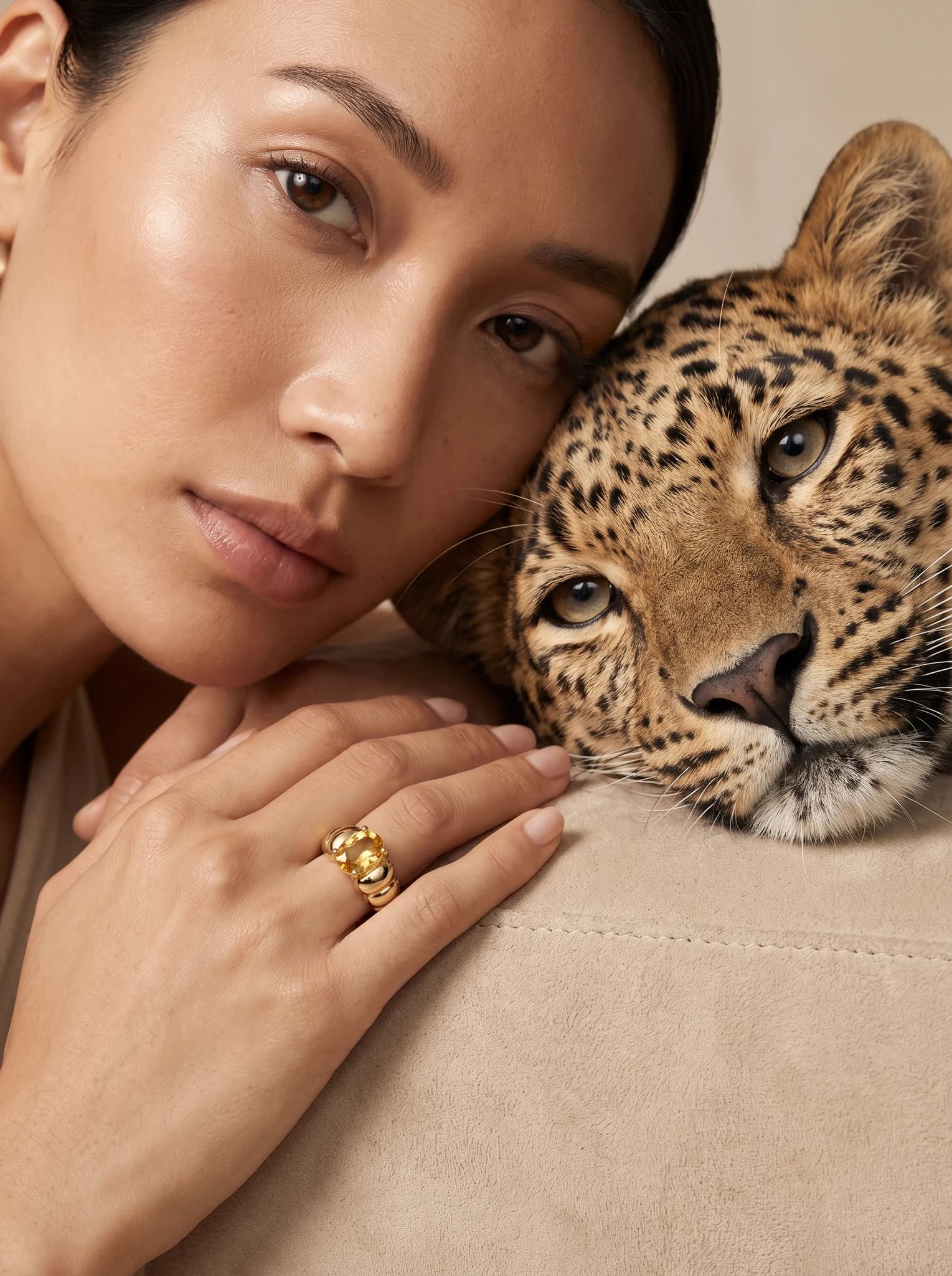 Ring Leopard Portrait